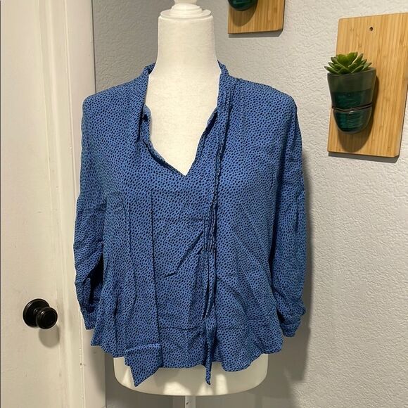 Zara Blue Dotted Tie Neck Flare Sleeve Relaxed Flowy Fit Blouse Size Medium - Picture 2 of 7